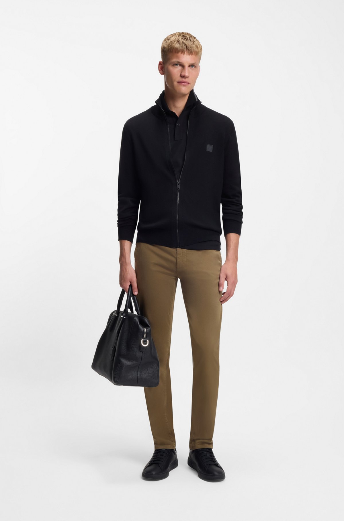 Slim-fit chinos, Khaki