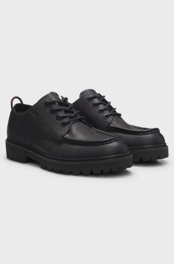 Derby shoes in grained leather with lug sole, Black