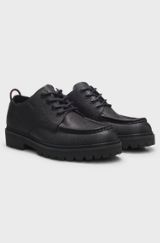 Derby shoes in grained leather with lug sole, Black